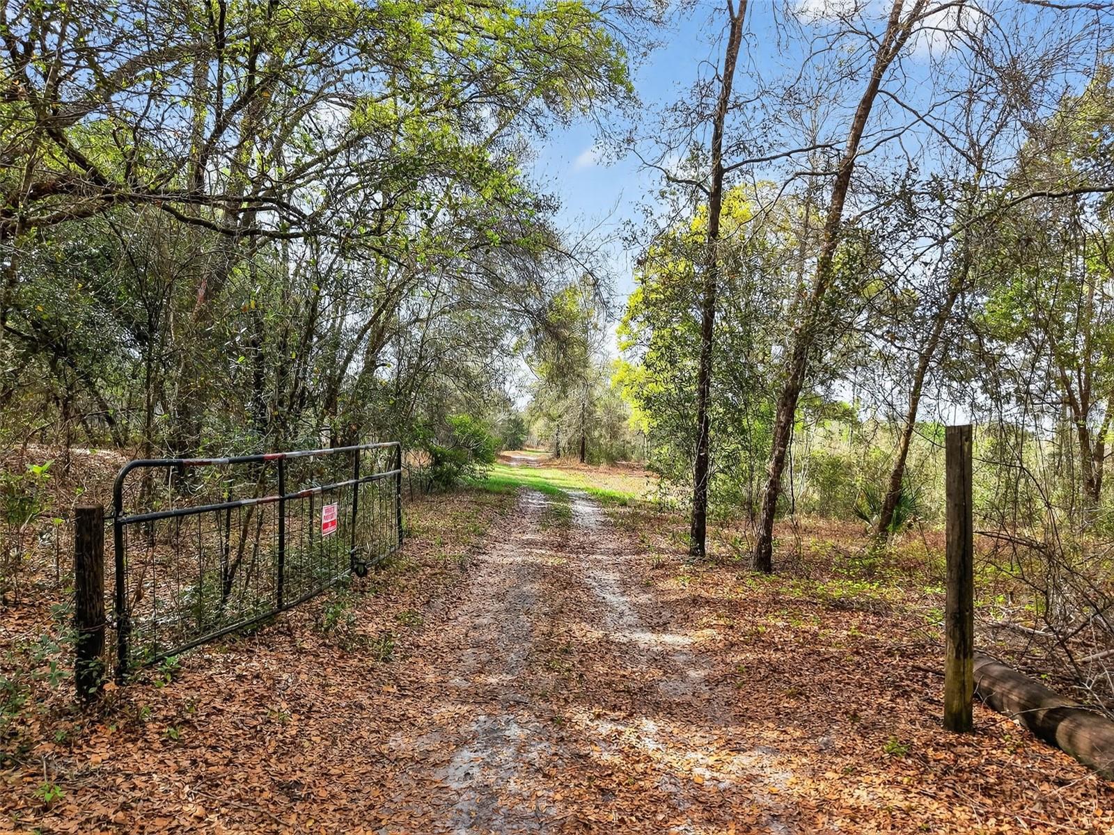 Image 12 of 20 For Island Pond Lane