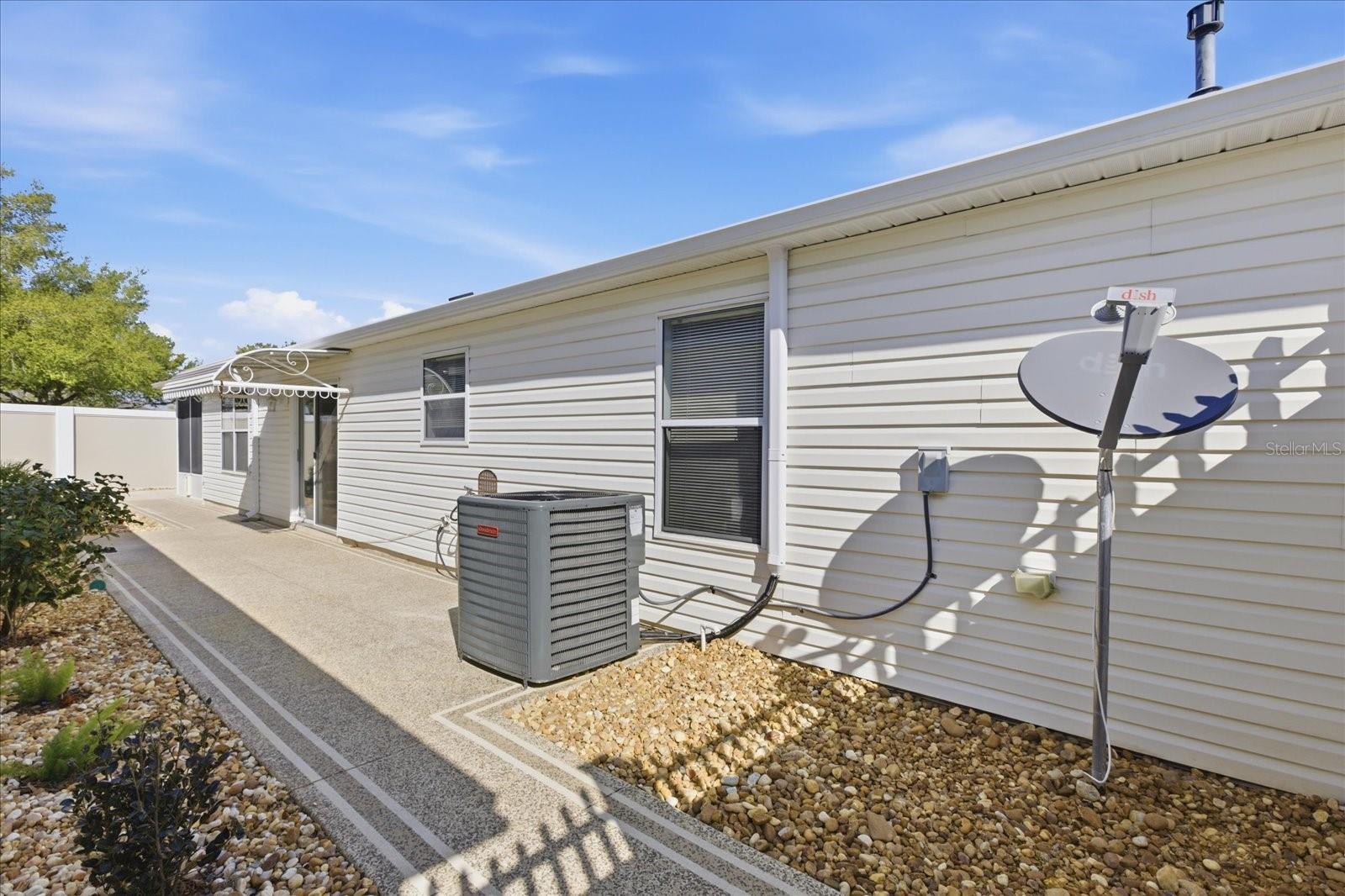 Image 21 of 25 For 1178 Mcbee Avenue