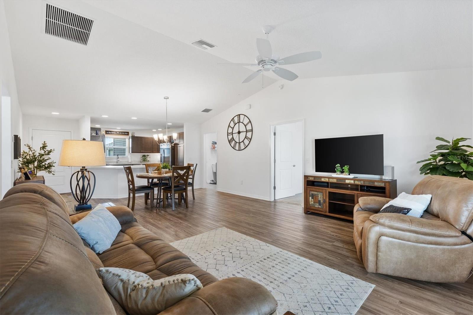 Image 9 of 26 For 6767 Mary Loop