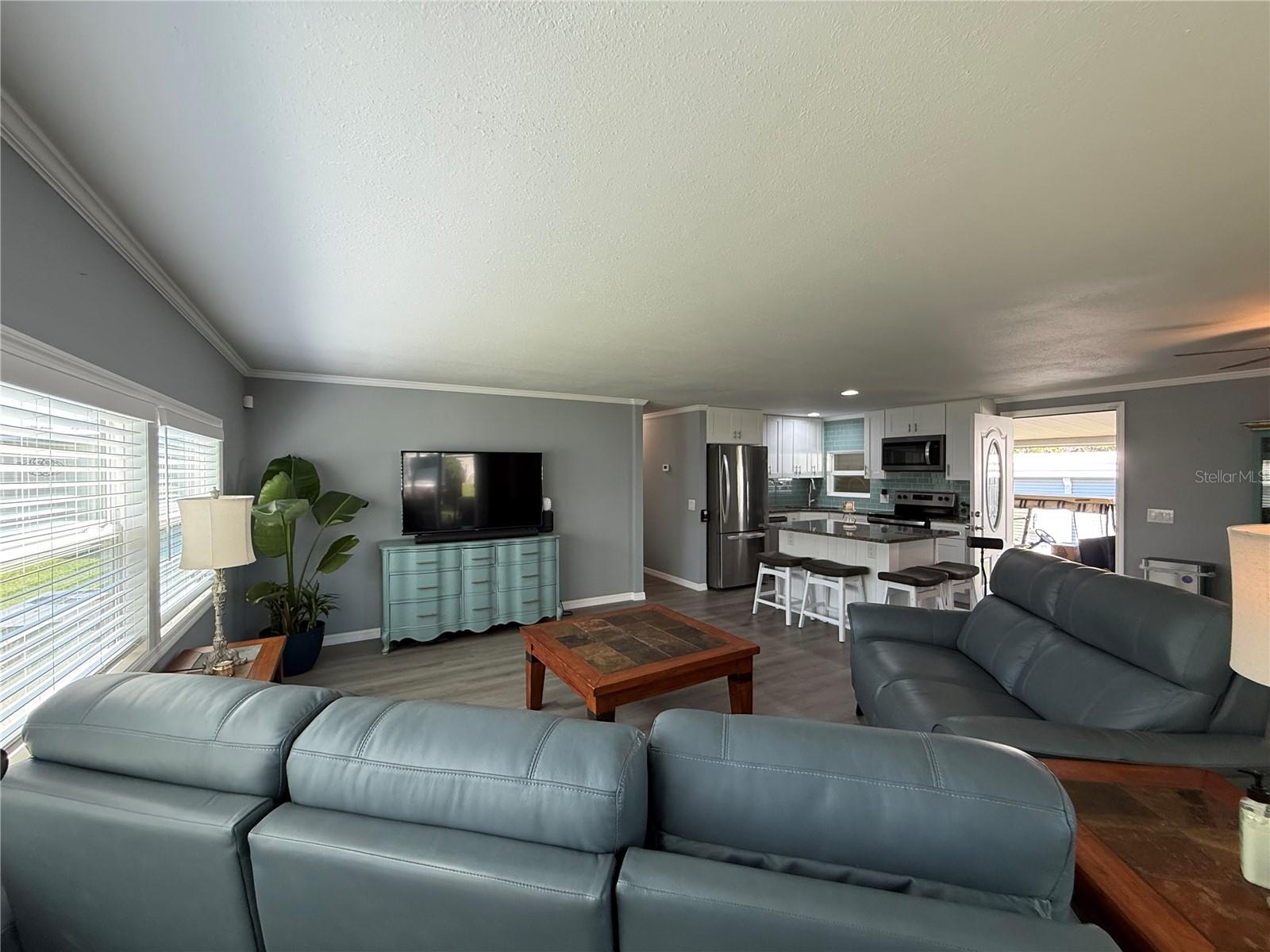 Image 11 of 41 For 100 Papaya Cove