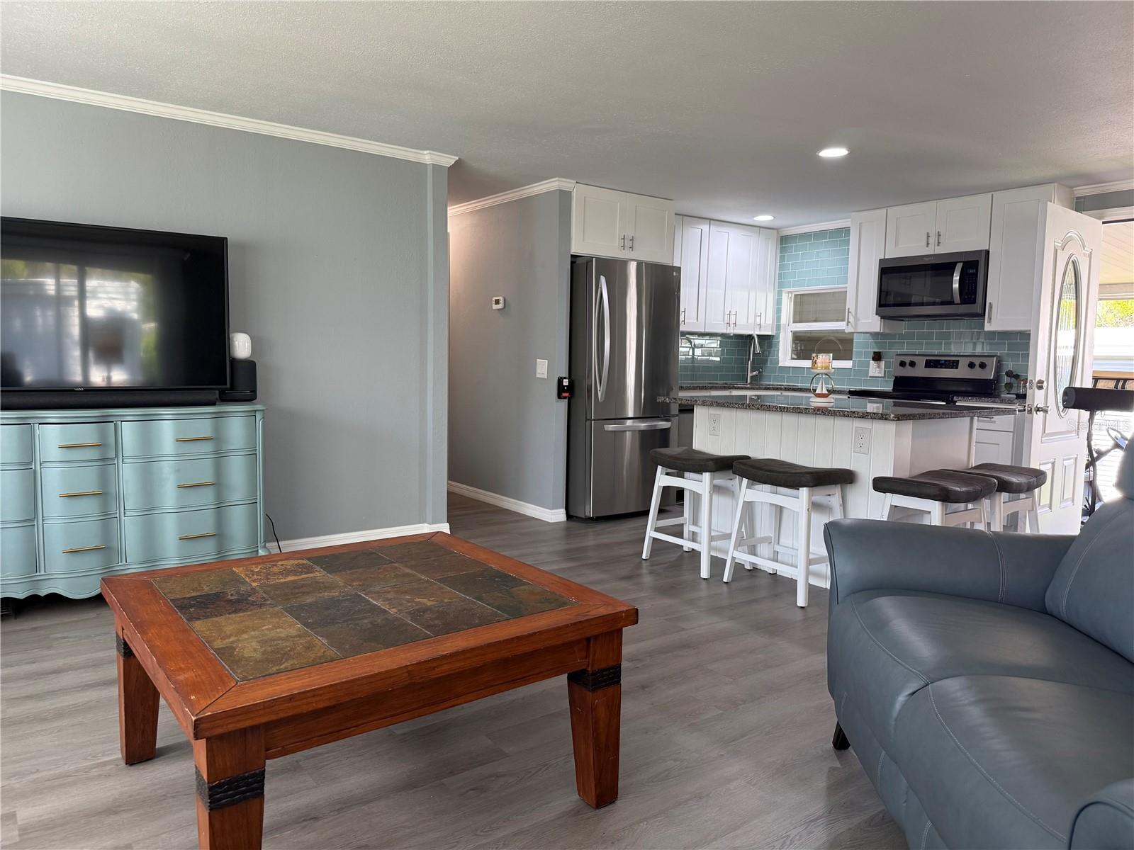 Image 12 of 41 For 100 Papaya Cove