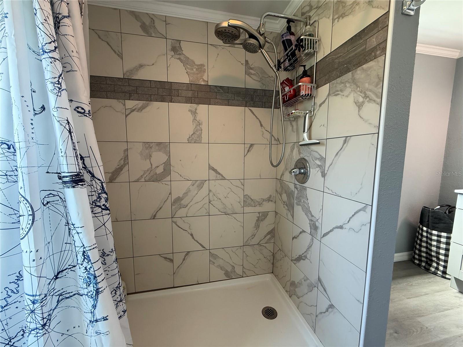 Image 29 of 41 For 100 Papaya Cove