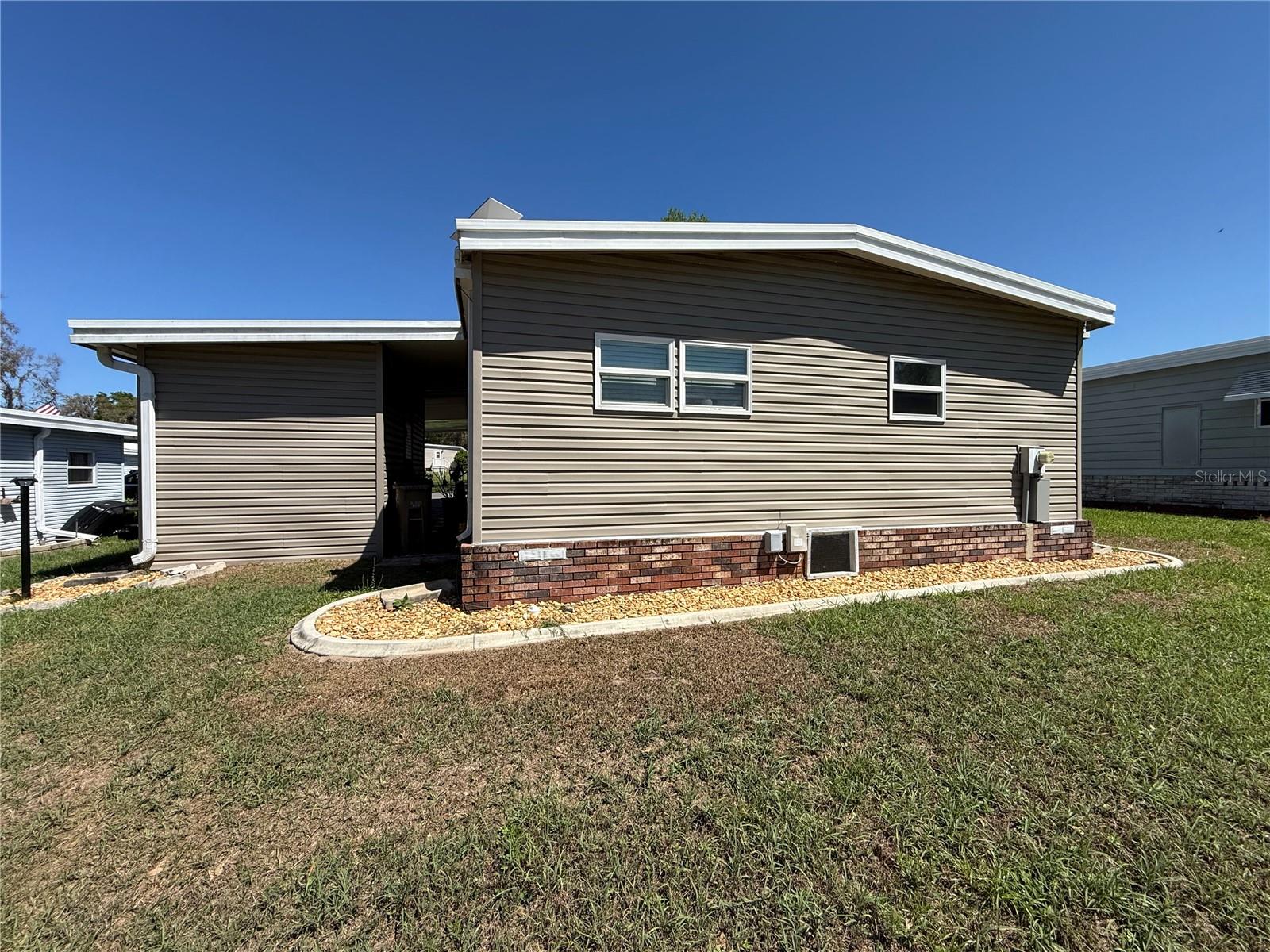 Image 37 of 41 For 100 Papaya Cove