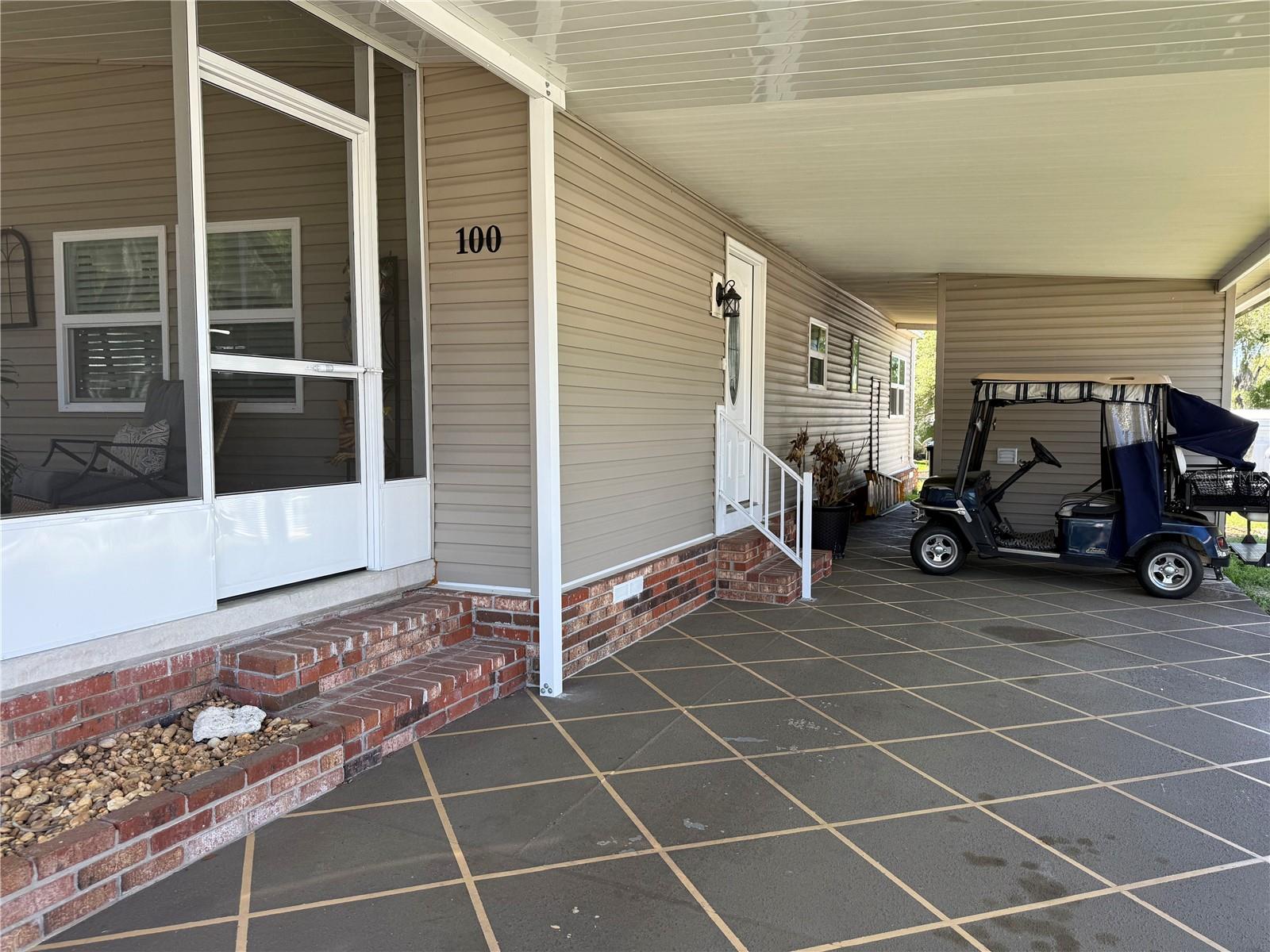 Image 4 of 41 For 100 Papaya Cove