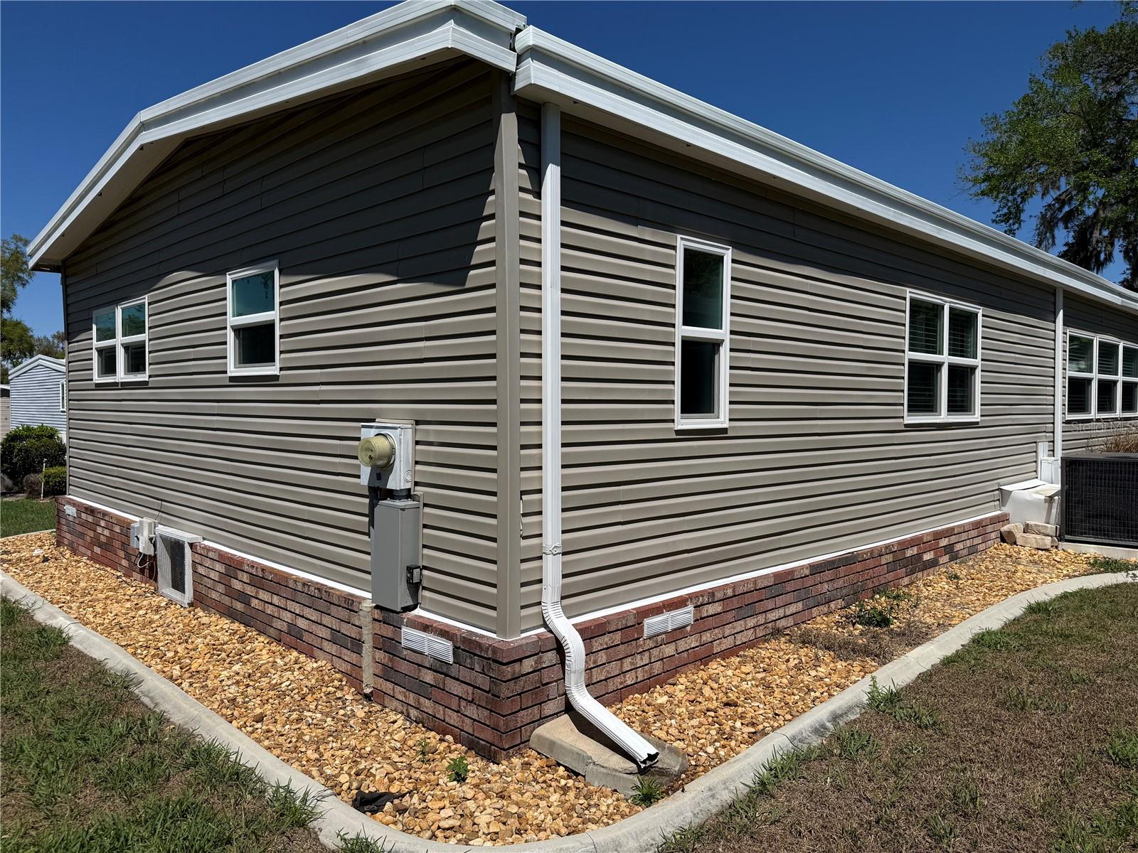 Image 40 of 41 For 100 Papaya Cove