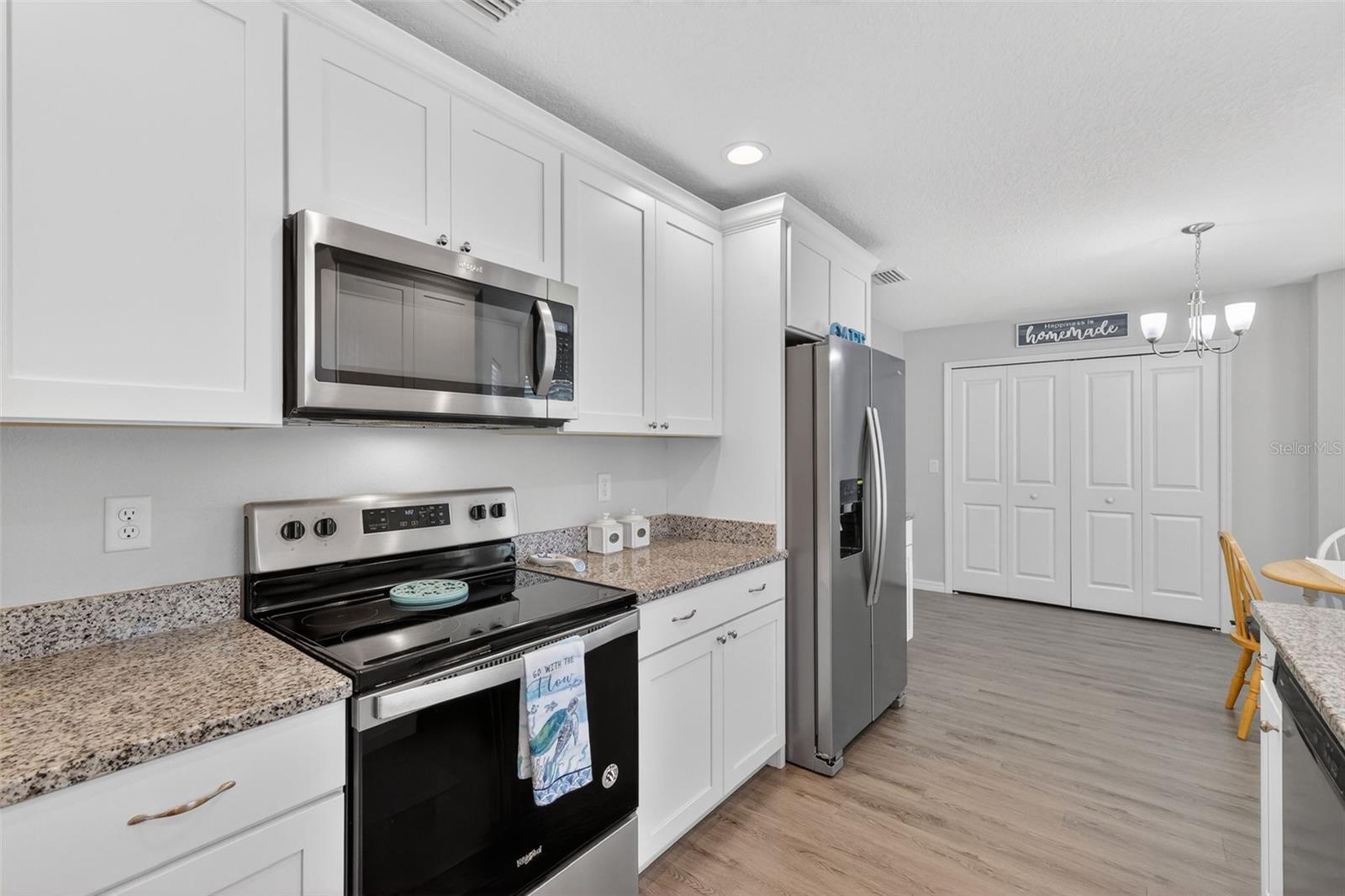 Image 13 of 55 For 41180 Balsam Street