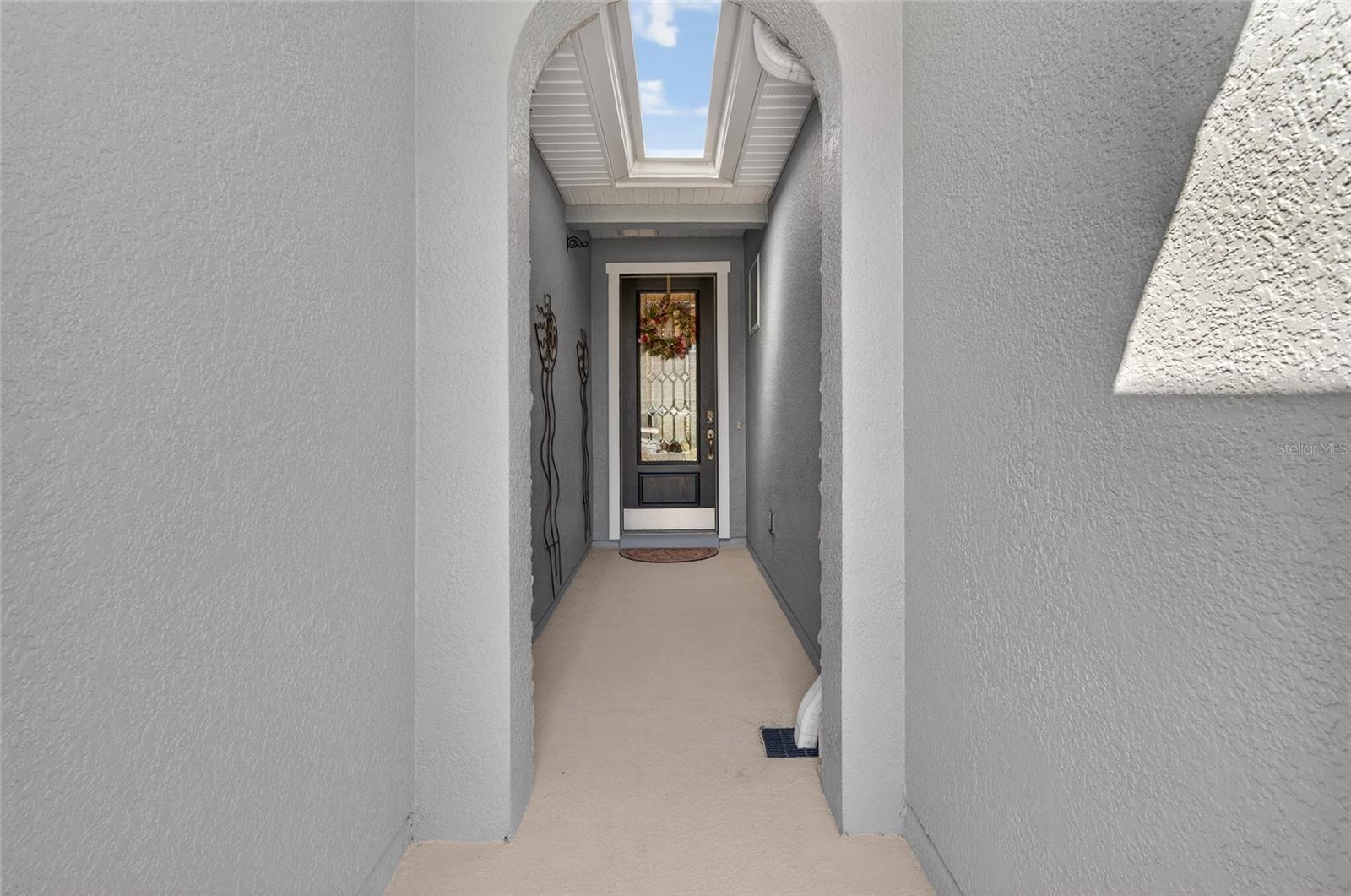 Image 11 of 43 For 329 Silver Maple Road