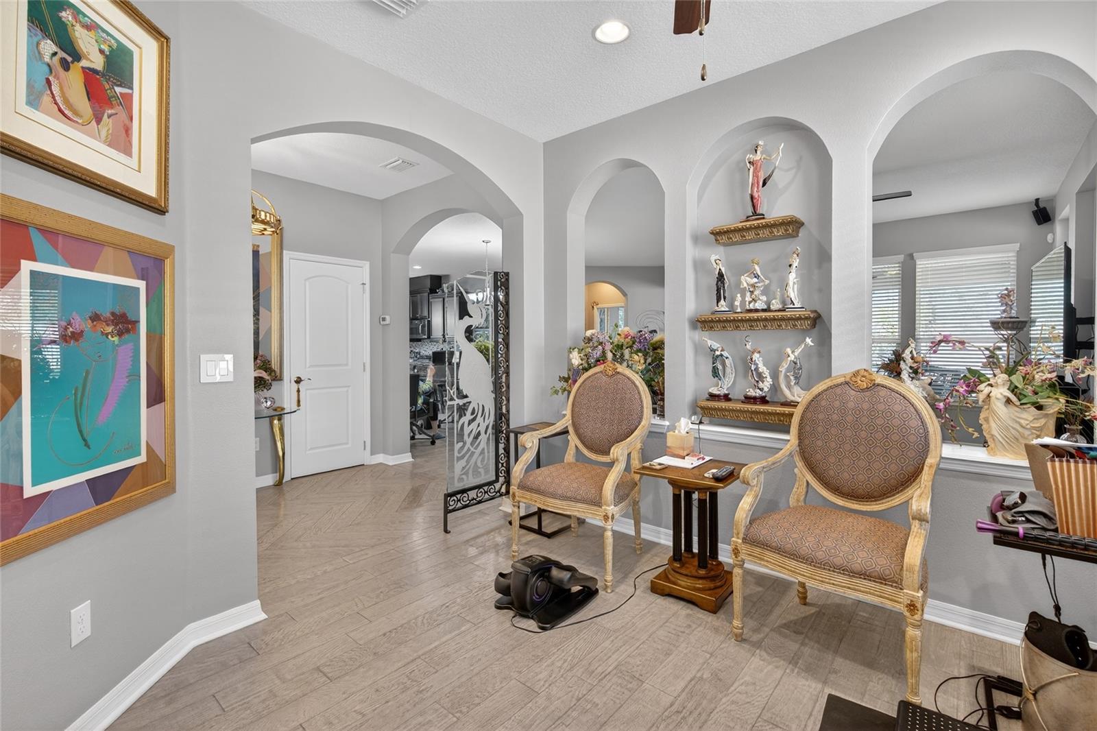 Image 15 of 43 For 329 Silver Maple Road