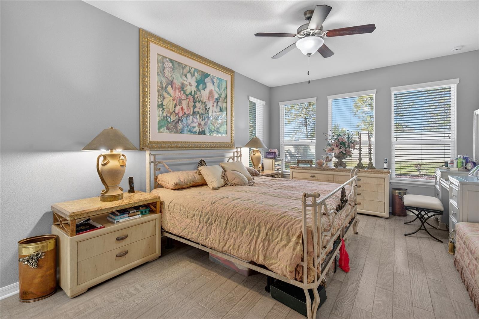 Image 21 of 43 For 329 Silver Maple Road