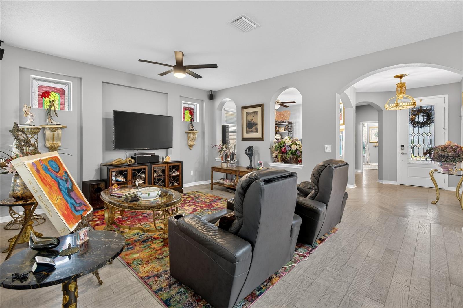 Image 26 of 43 For 329 Silver Maple Road