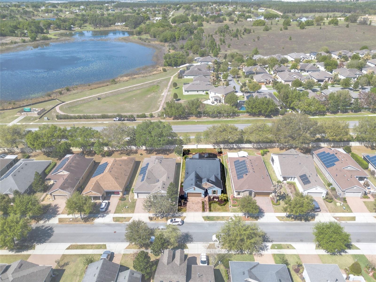 Image 6 of 43 For 329 Silver Maple Road