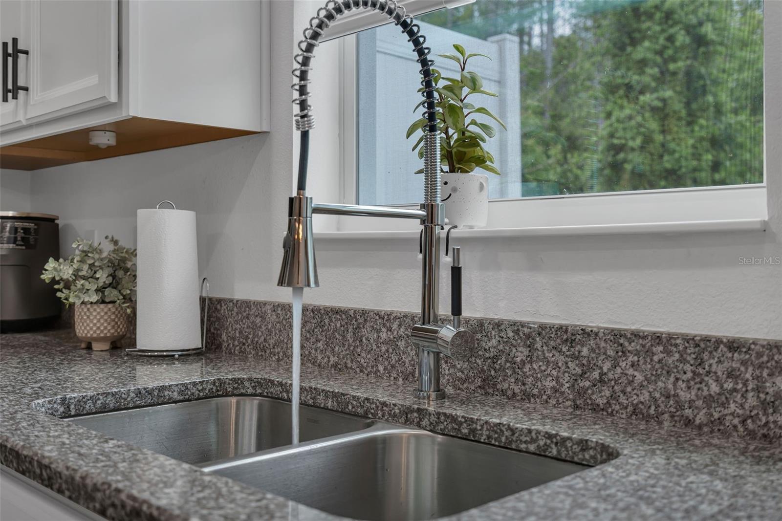 Image 4 of 51 For 4438 Gumbo Limbo Drive