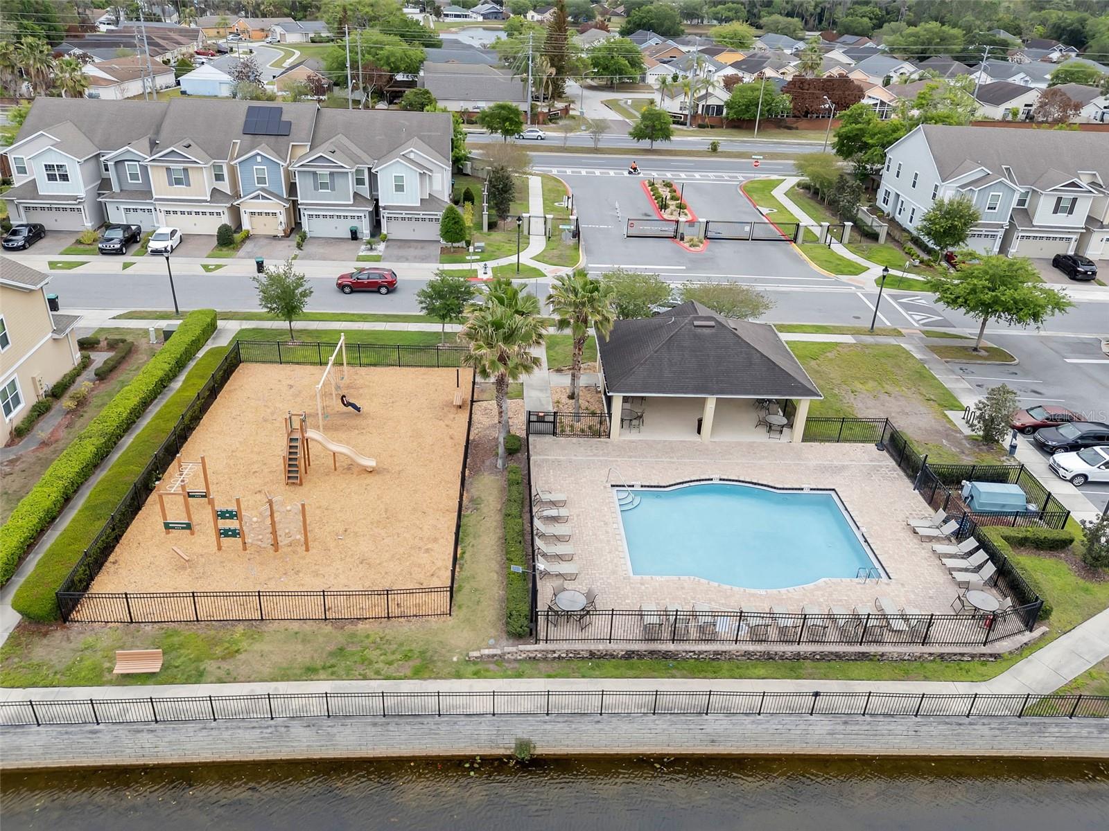 Image 40 of 51 For 4438 Gumbo Limbo Drive