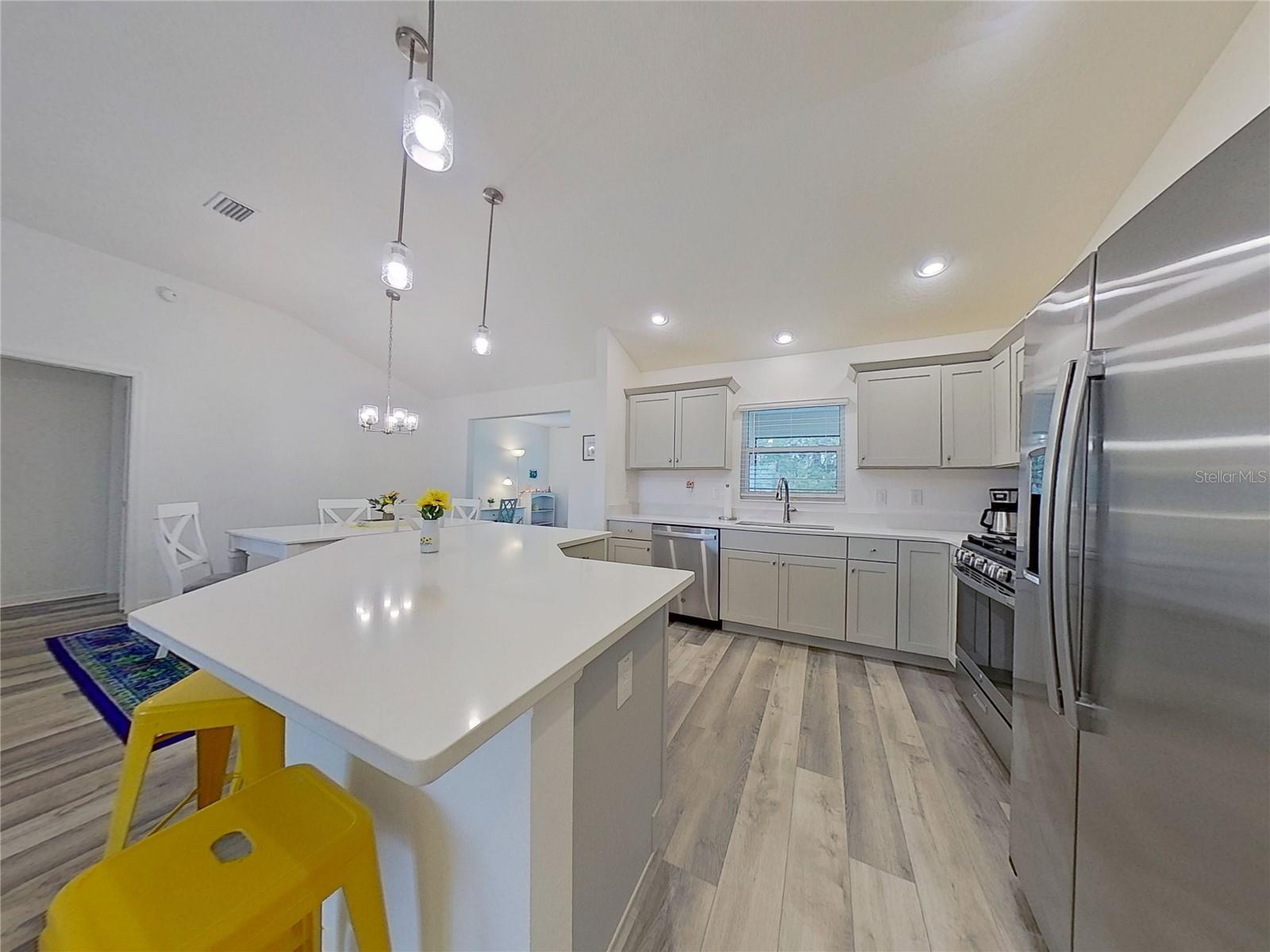 Image 14 of 36 For 6522 Mcknight Loop