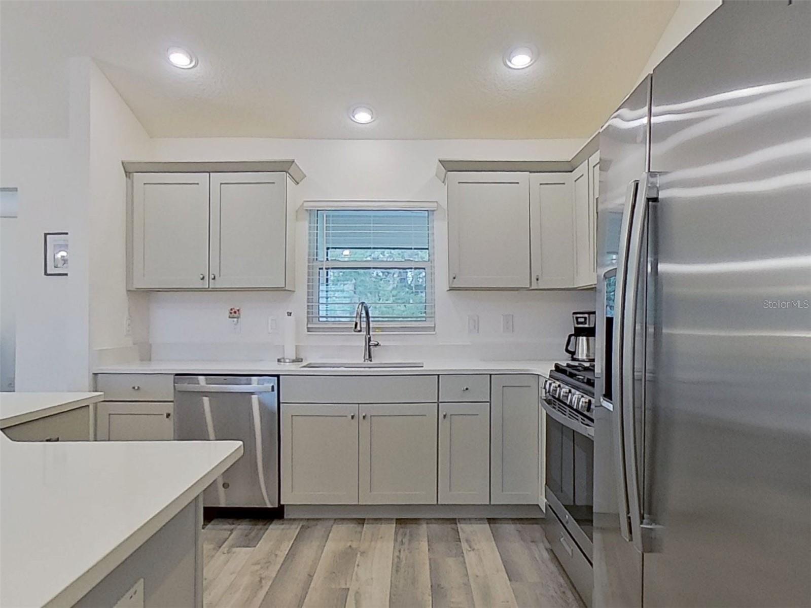 Image 9 of 36 For 6522 Mcknight Loop