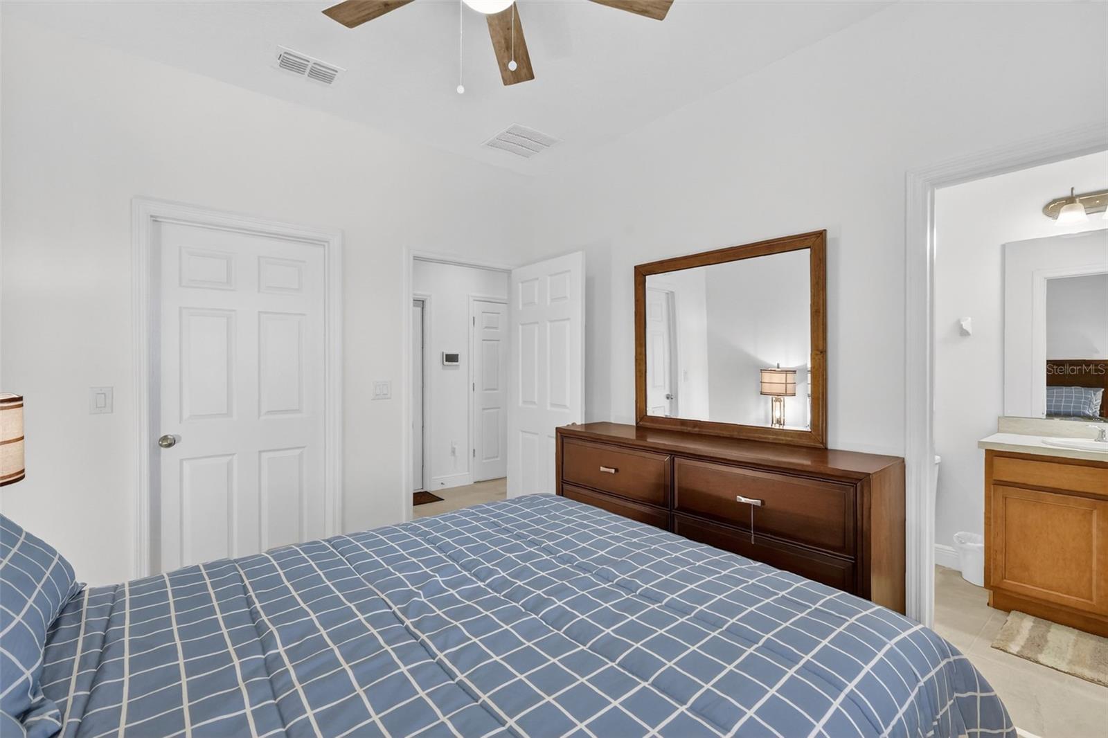 Image 34 of 62 For 6070 Sierra Crown Street