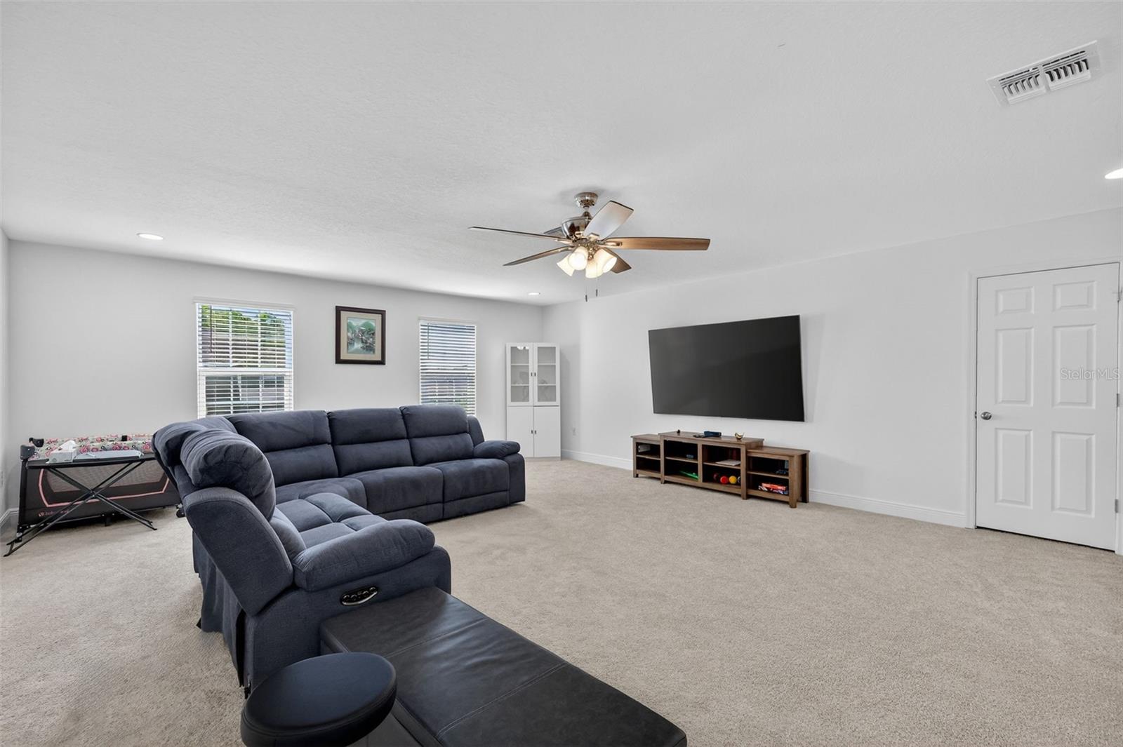 Image 41 of 62 For 6070 Sierra Crown Street