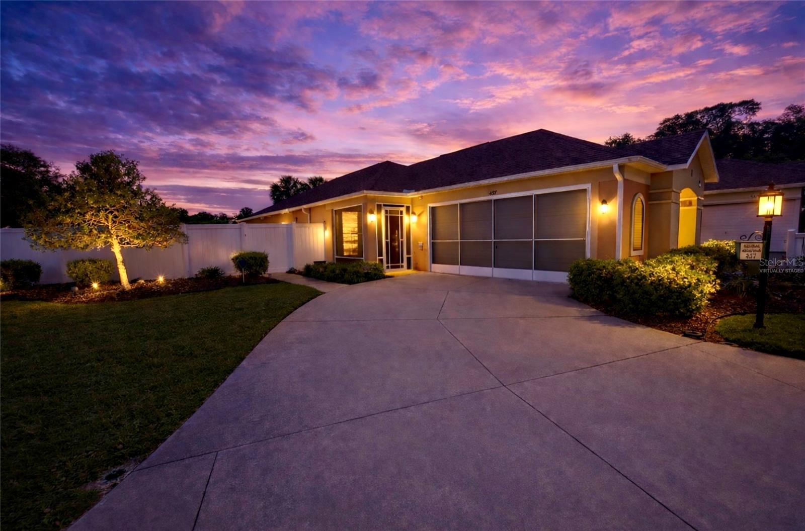 Image 2 of 48 For 437 Jarquin Way