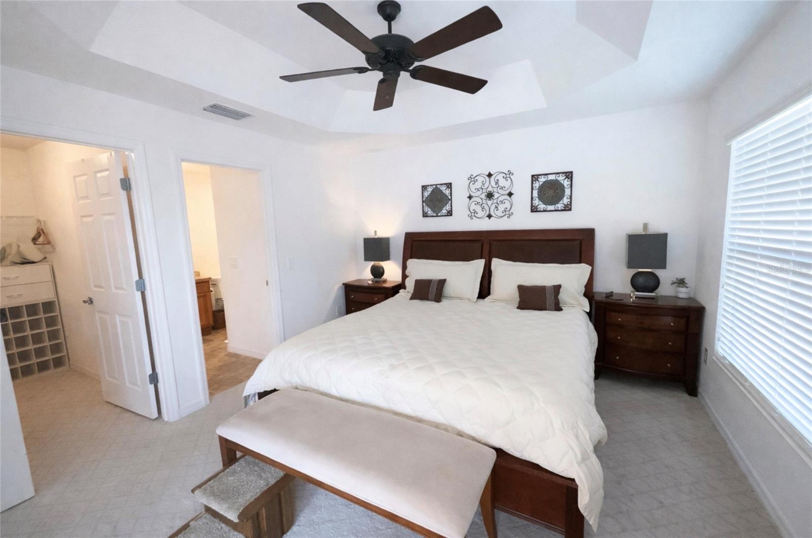 Image 20 of 48 For 437 Jarquin Way