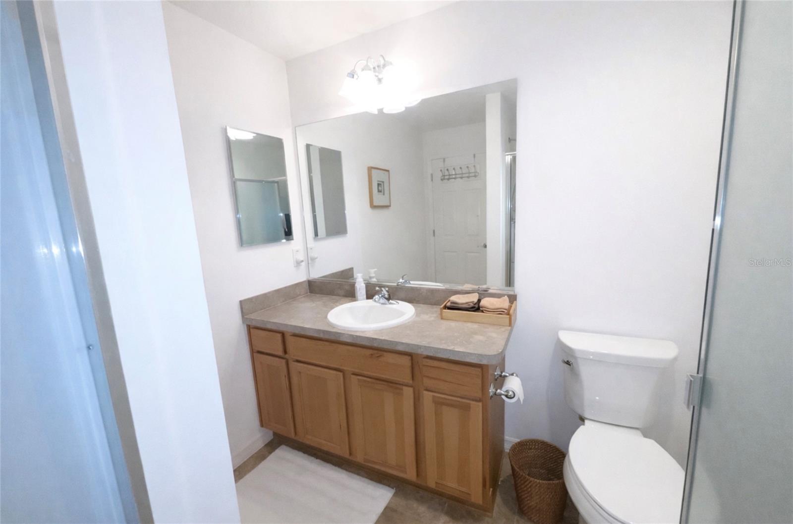 Image 23 of 48 For 437 Jarquin Way