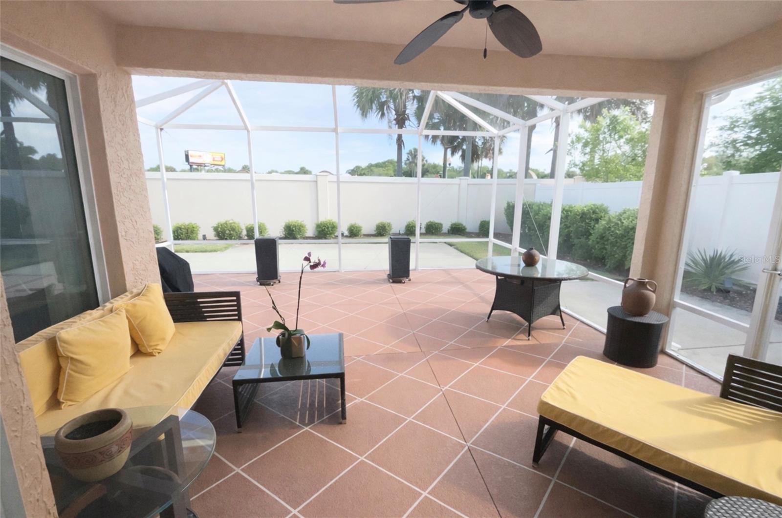 Image 3 of 48 For 437 Jarquin Way