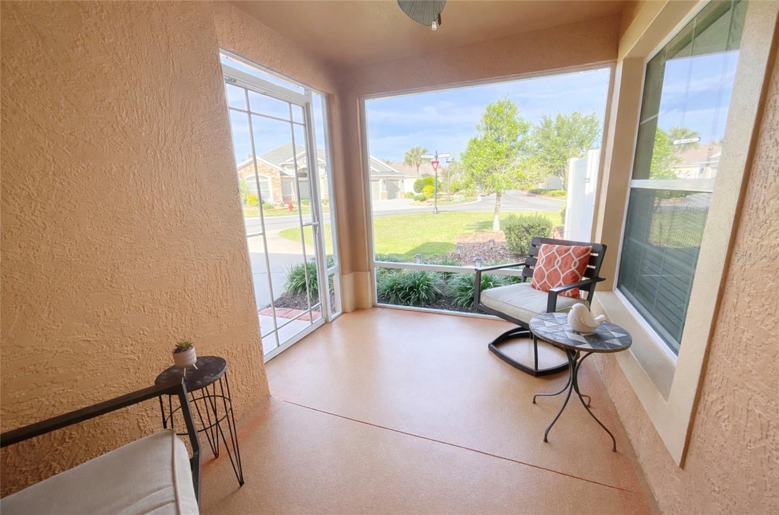 Image 31 of 48 For 437 Jarquin Way