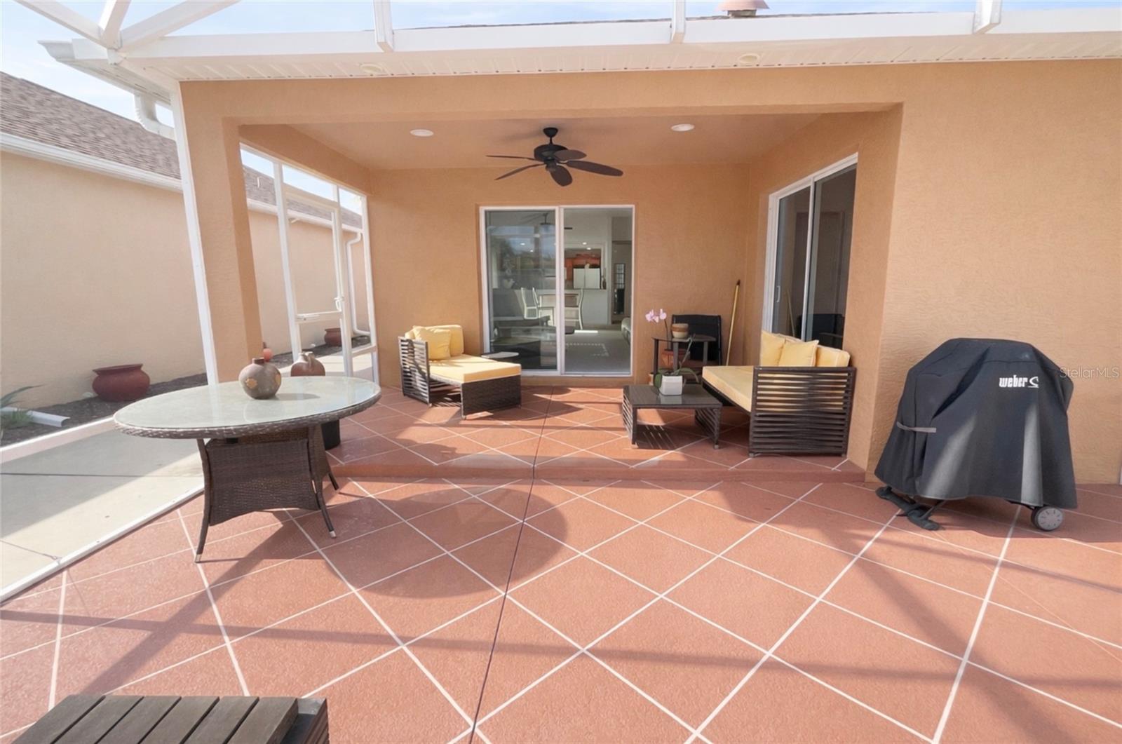 Image 33 of 48 For 437 Jarquin Way