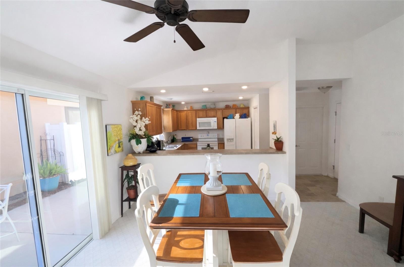 Image 7 of 48 For 437 Jarquin Way
