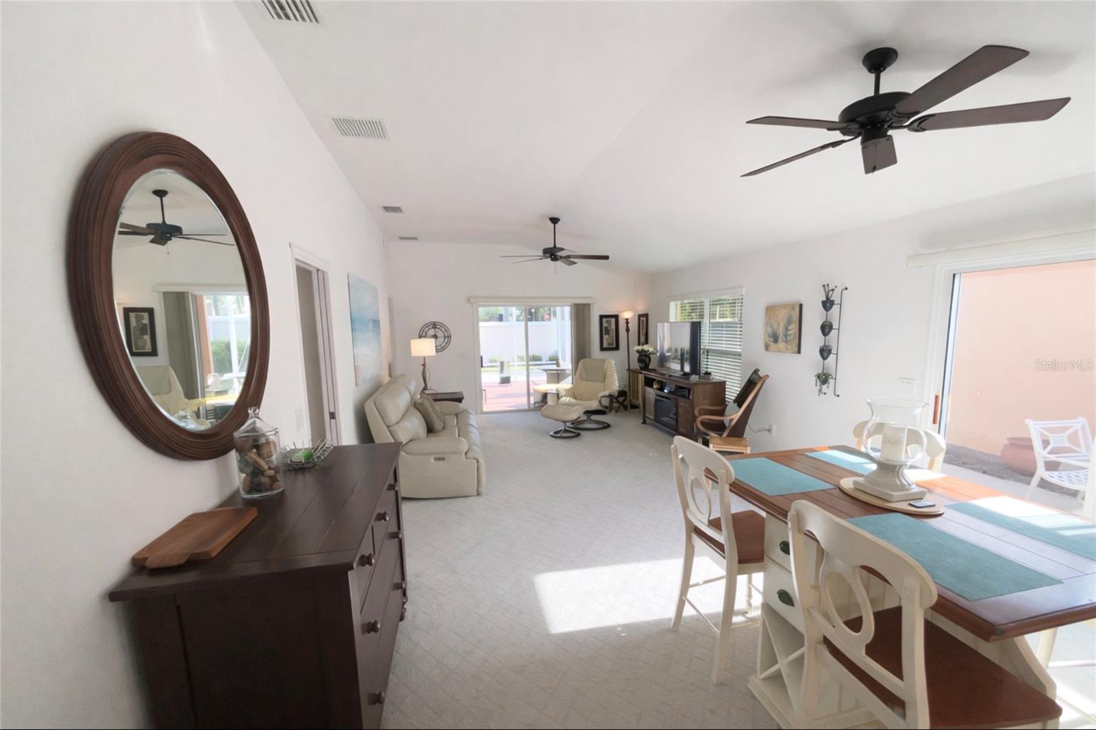 Image 9 of 48 For 437 Jarquin Way