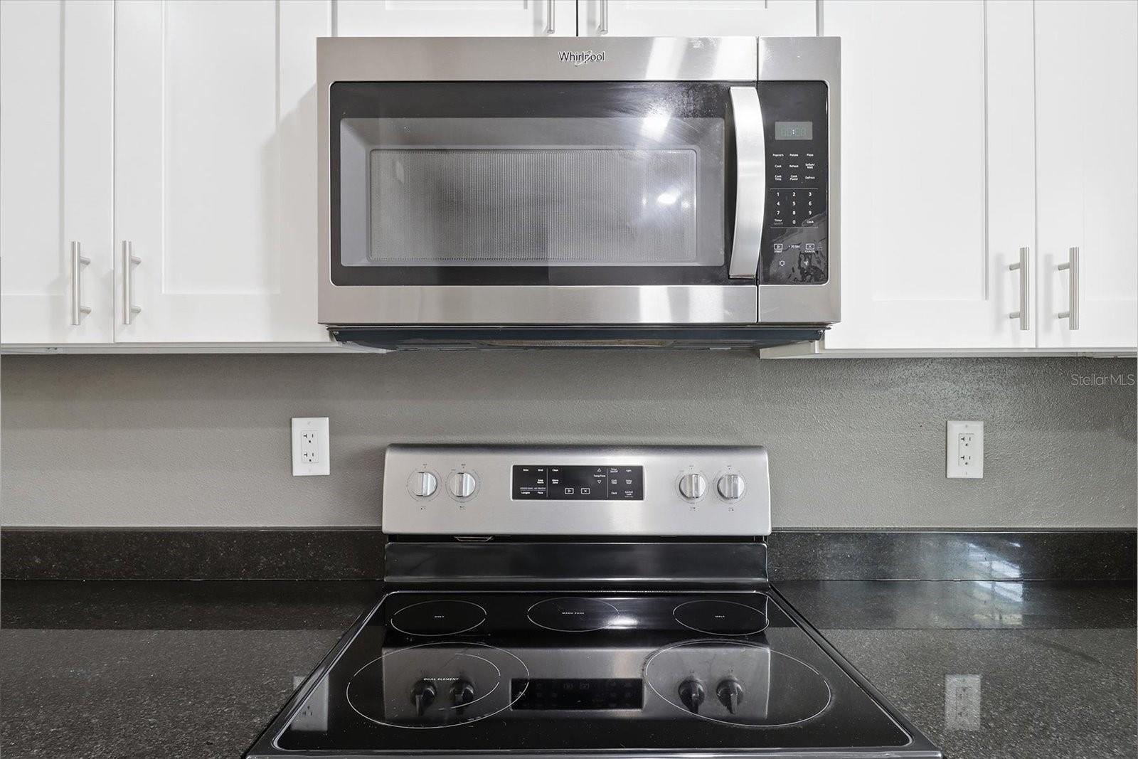 Image 13 of 36 For 9144 Peachtree Way