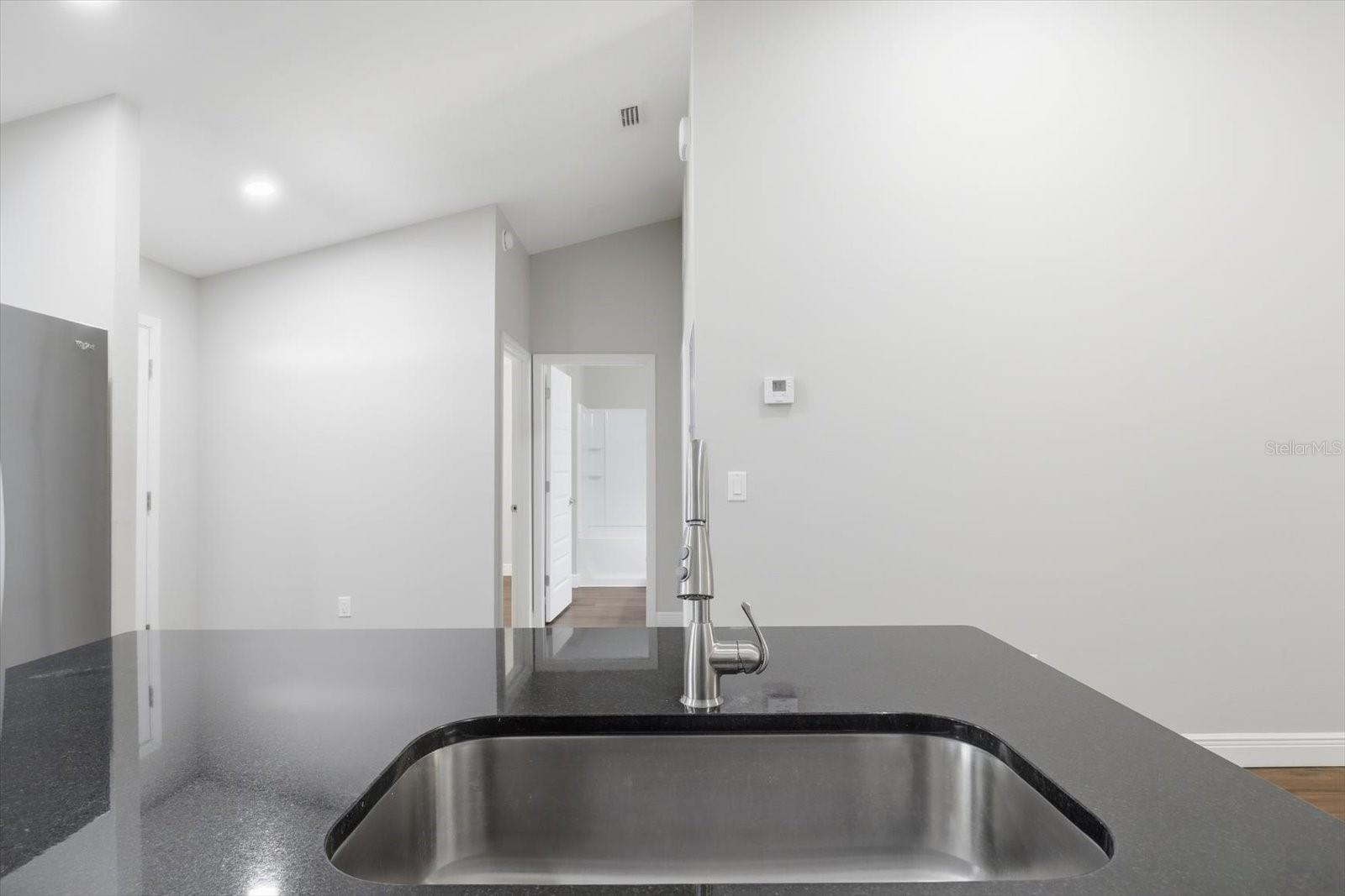 Image 14 of 36 For 9144 Peachtree Way