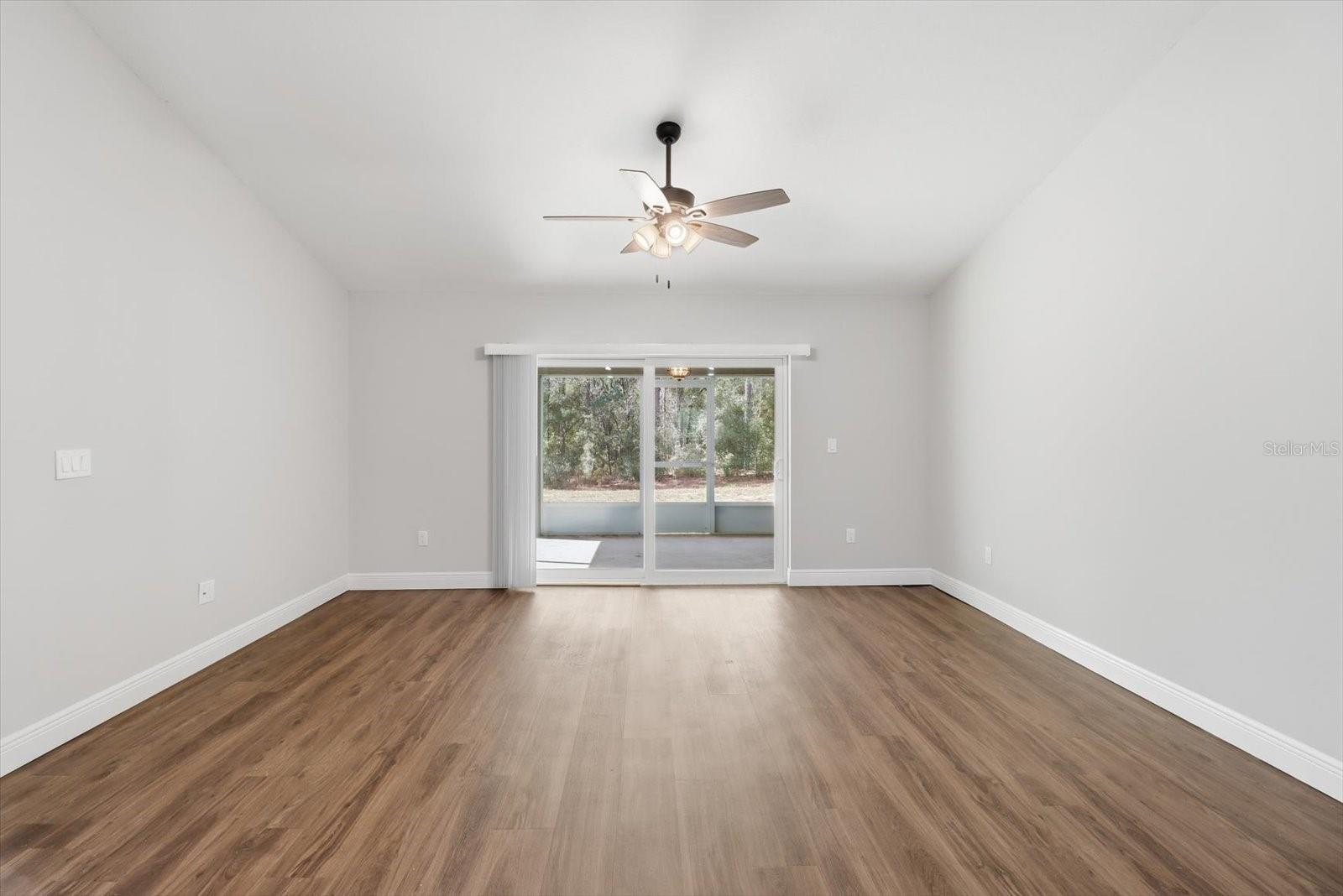 Image 15 of 36 For 9144 Peachtree Way