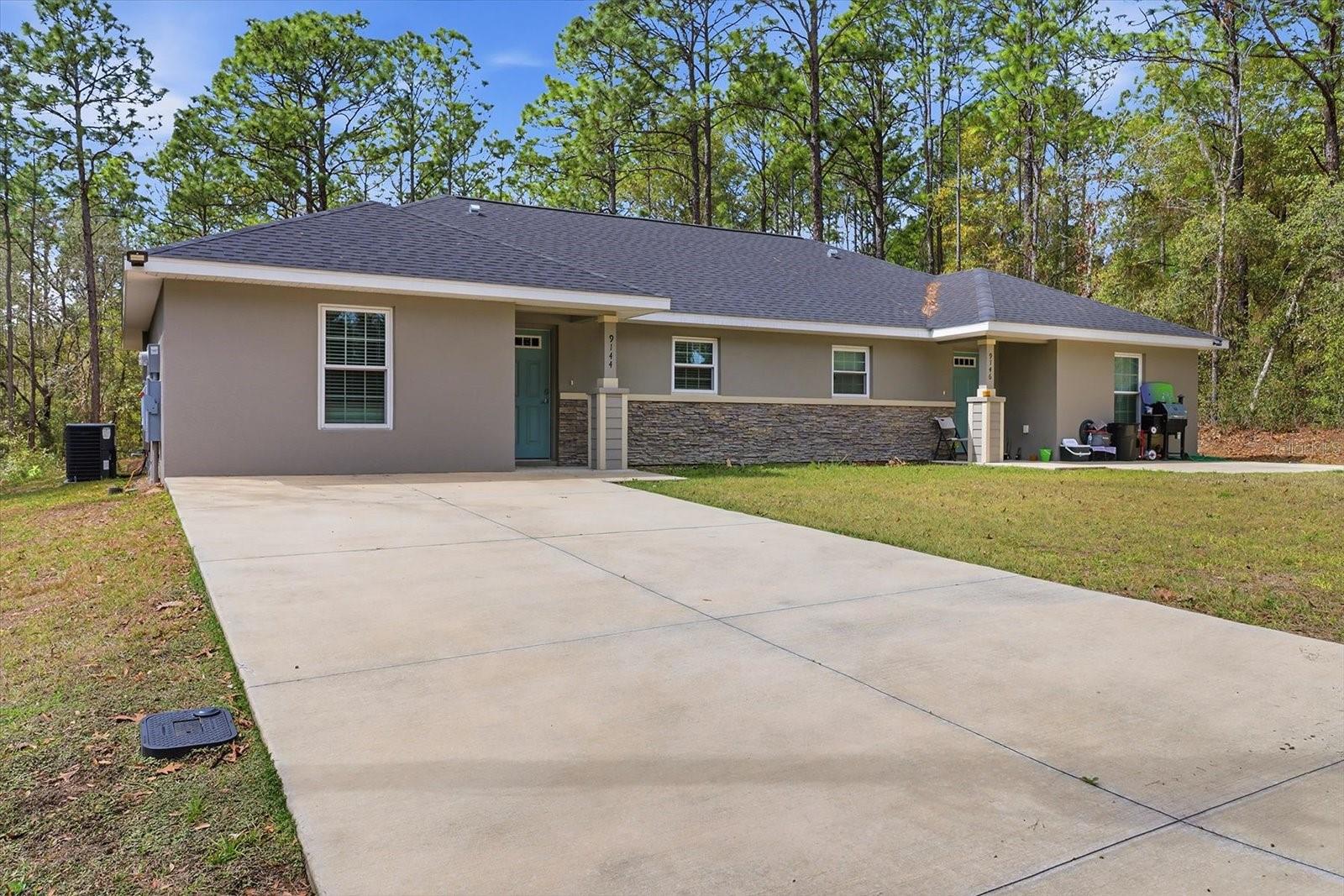 Image 2 of 36 For 9144 Peachtree Way