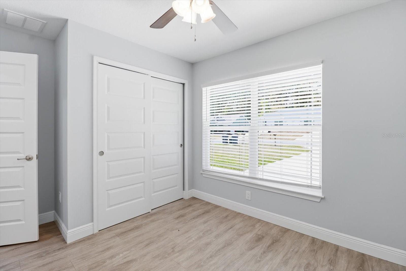 Image 18 of 40 For 9373 Peachtree Way