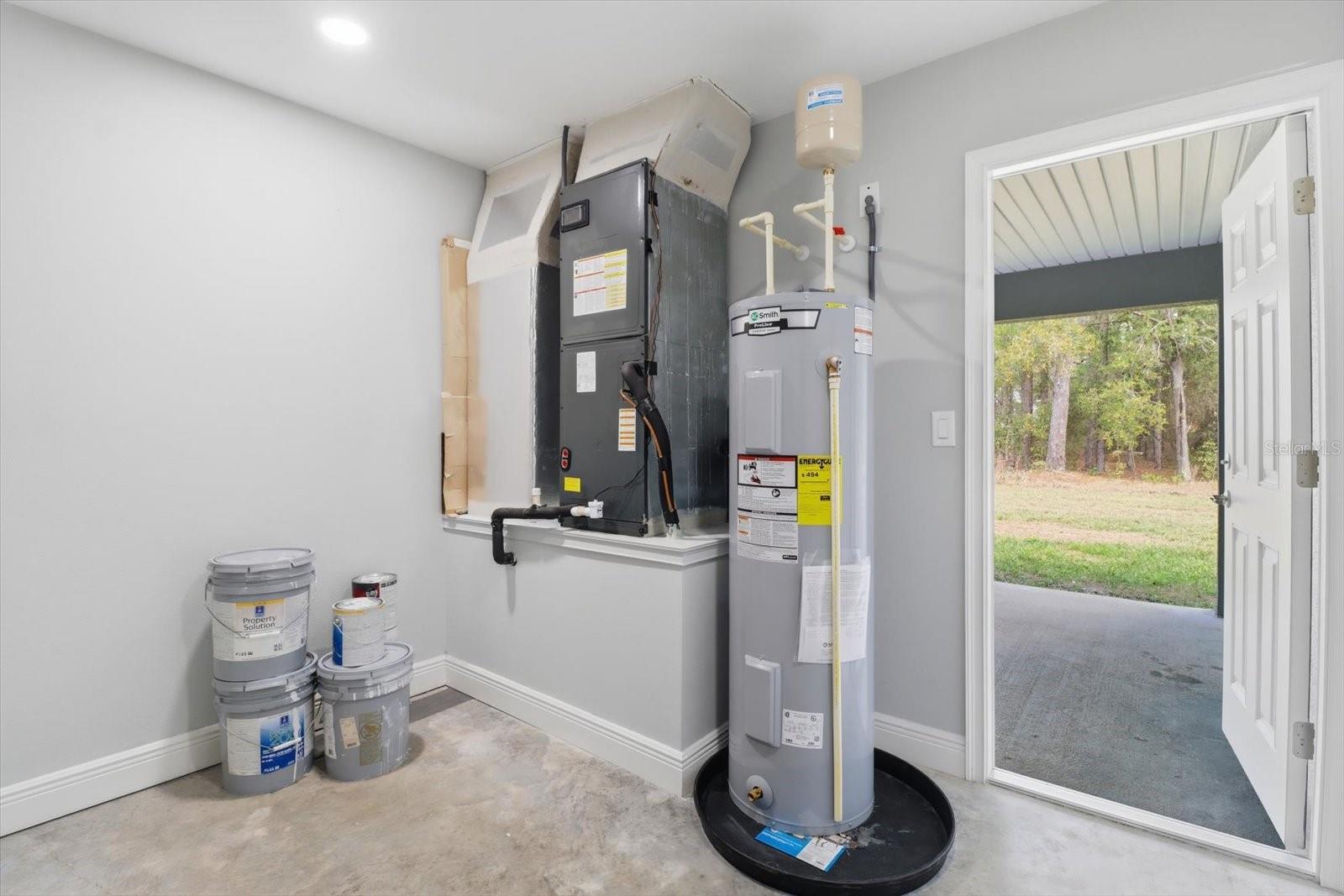 Image 32 of 40 For 9373 Peachtree Way