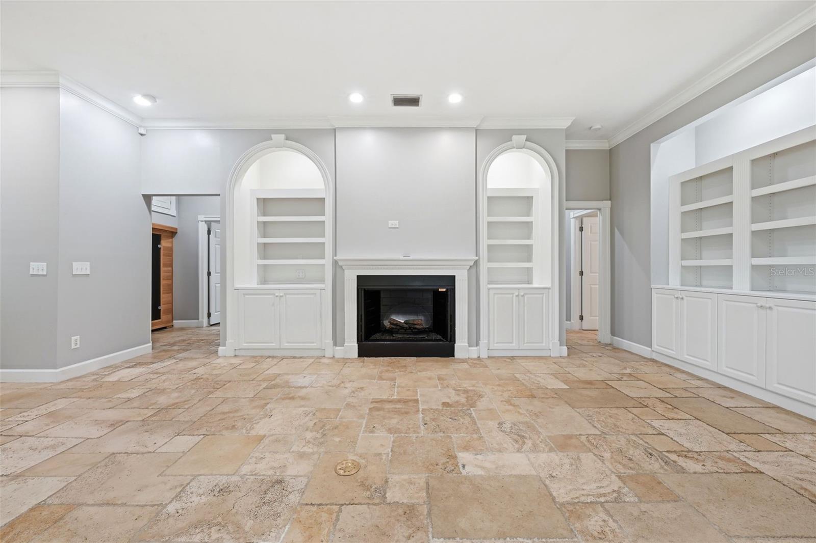 Image 17 of 63 For 1163 Oakpoint Circle