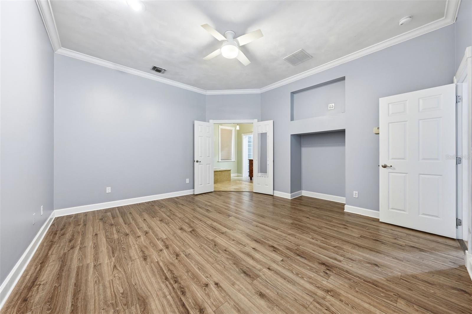 Image 32 of 63 For 1163 Oakpoint Circle