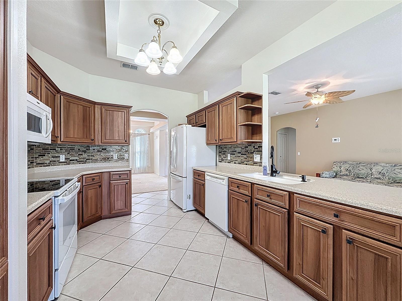 Image 16 of 82 For 3828 Avon Court