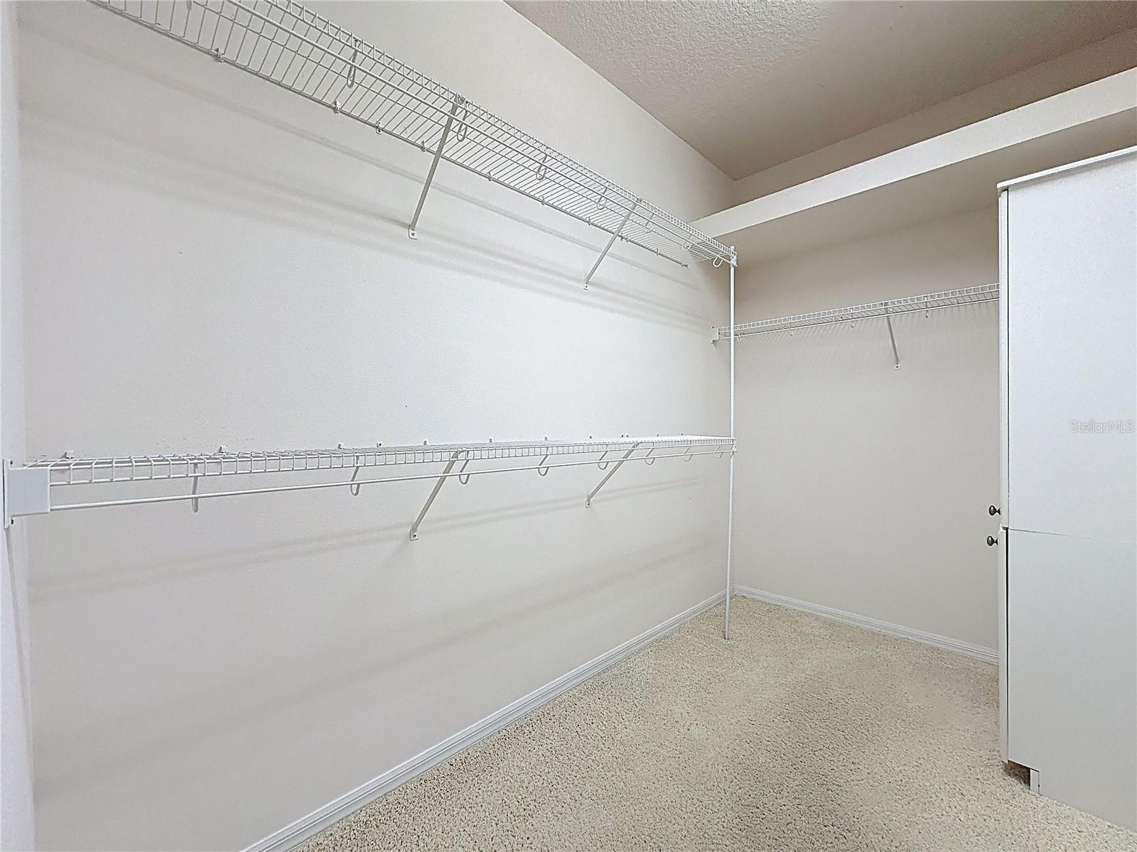 Image 29 of 82 For 3828 Avon Court