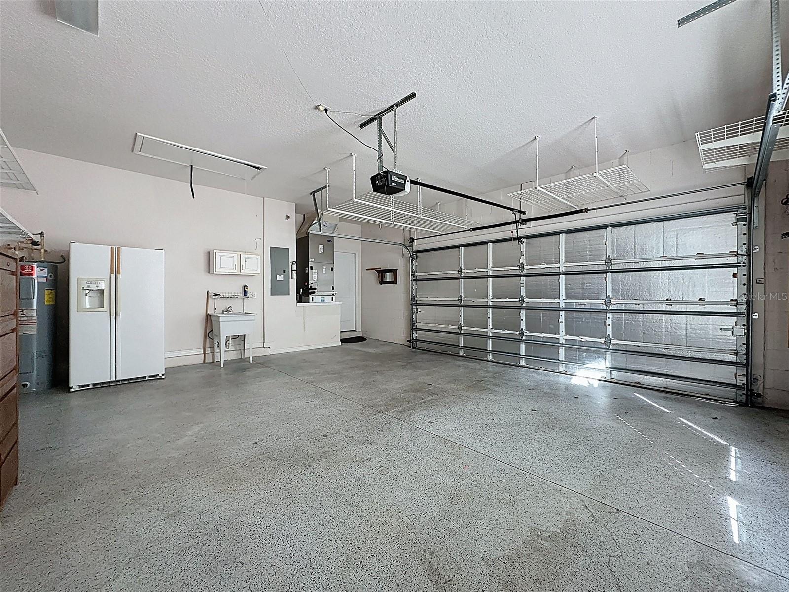 Image 36 of 82 For 3828 Avon Court