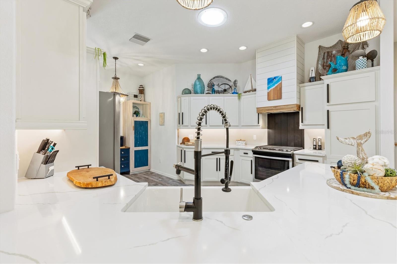 Image 9 of 47 For 5746 Botner Drive