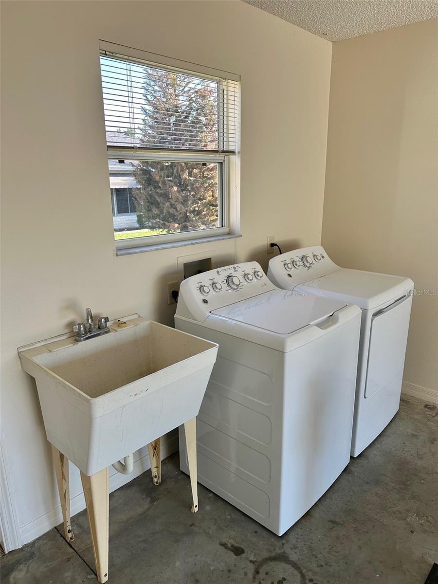 Image 24 of 25 For 9230 179th Wesley Street