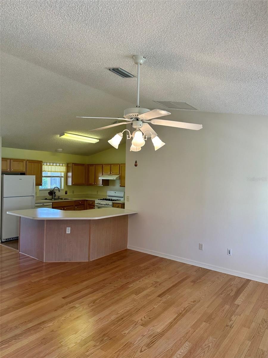 Image 3 of 25 For 9230 179th Wesley Street