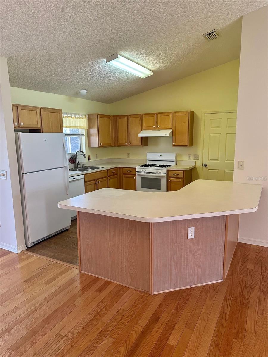 Image 6 of 25 For 9230 179th Wesley Street