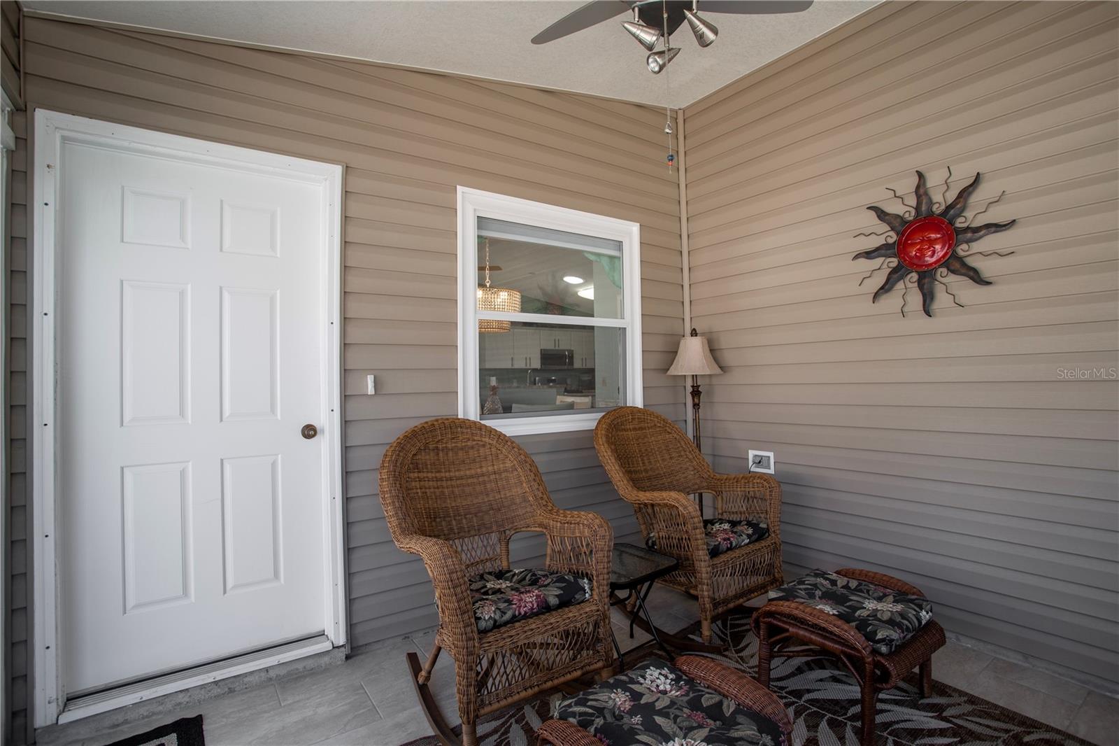 Image 15 of 27 For 17403 77th Sycamore Avenue