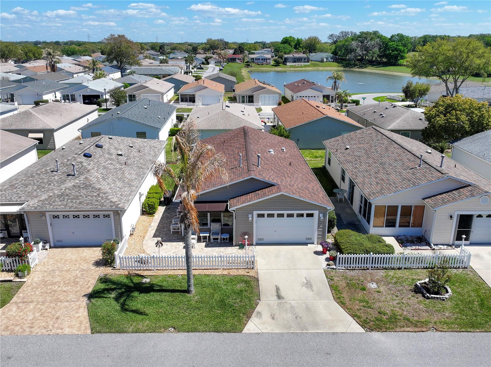 Image 23 of 27 For 17403 77th Sycamore Avenue