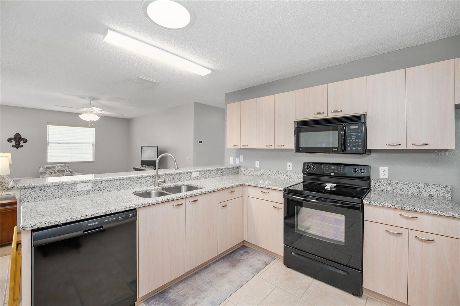 Image 6 of 12 For 1647 Campos Drive