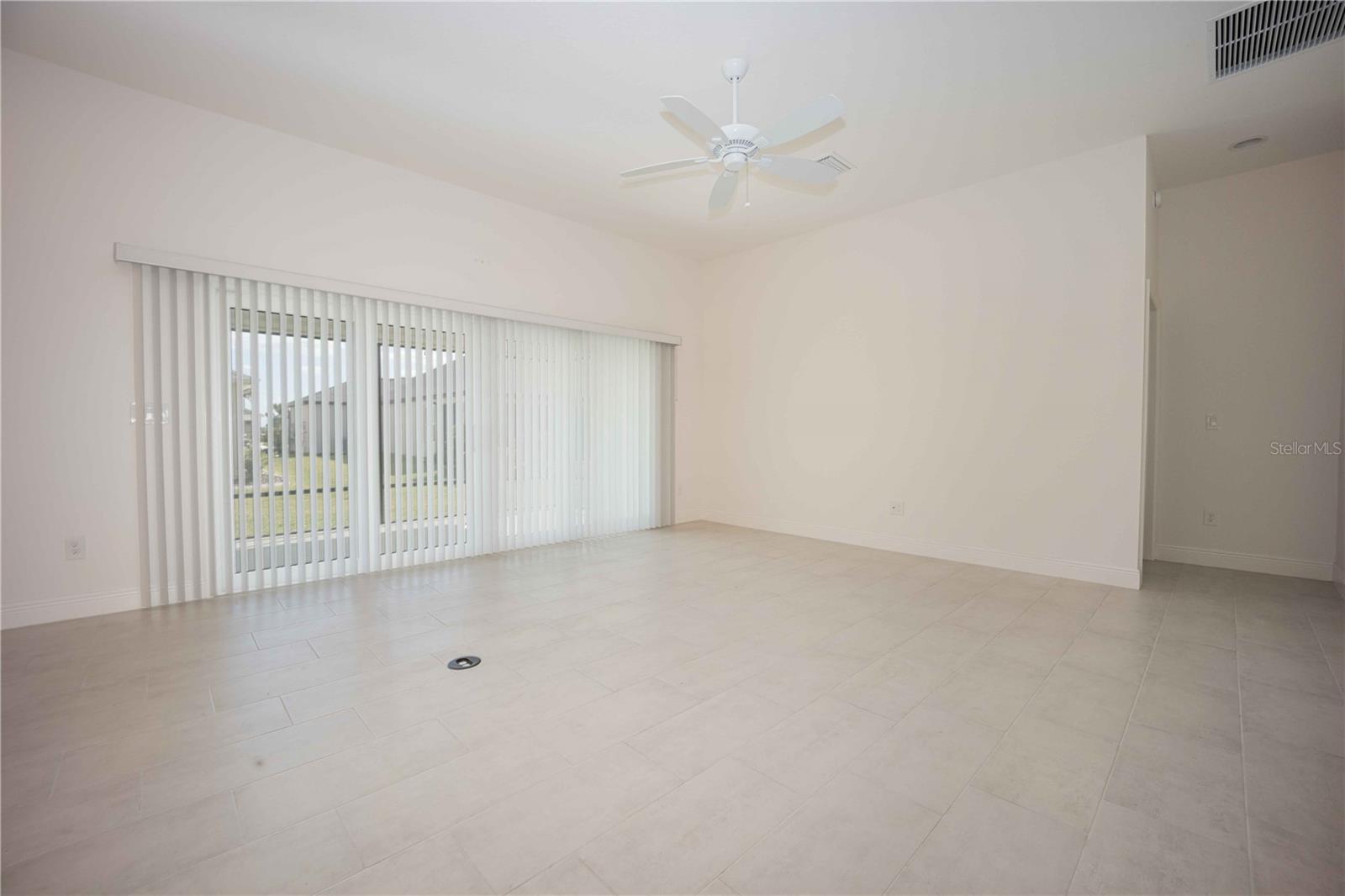 Image 4 of 16 For 858 Bowden Road