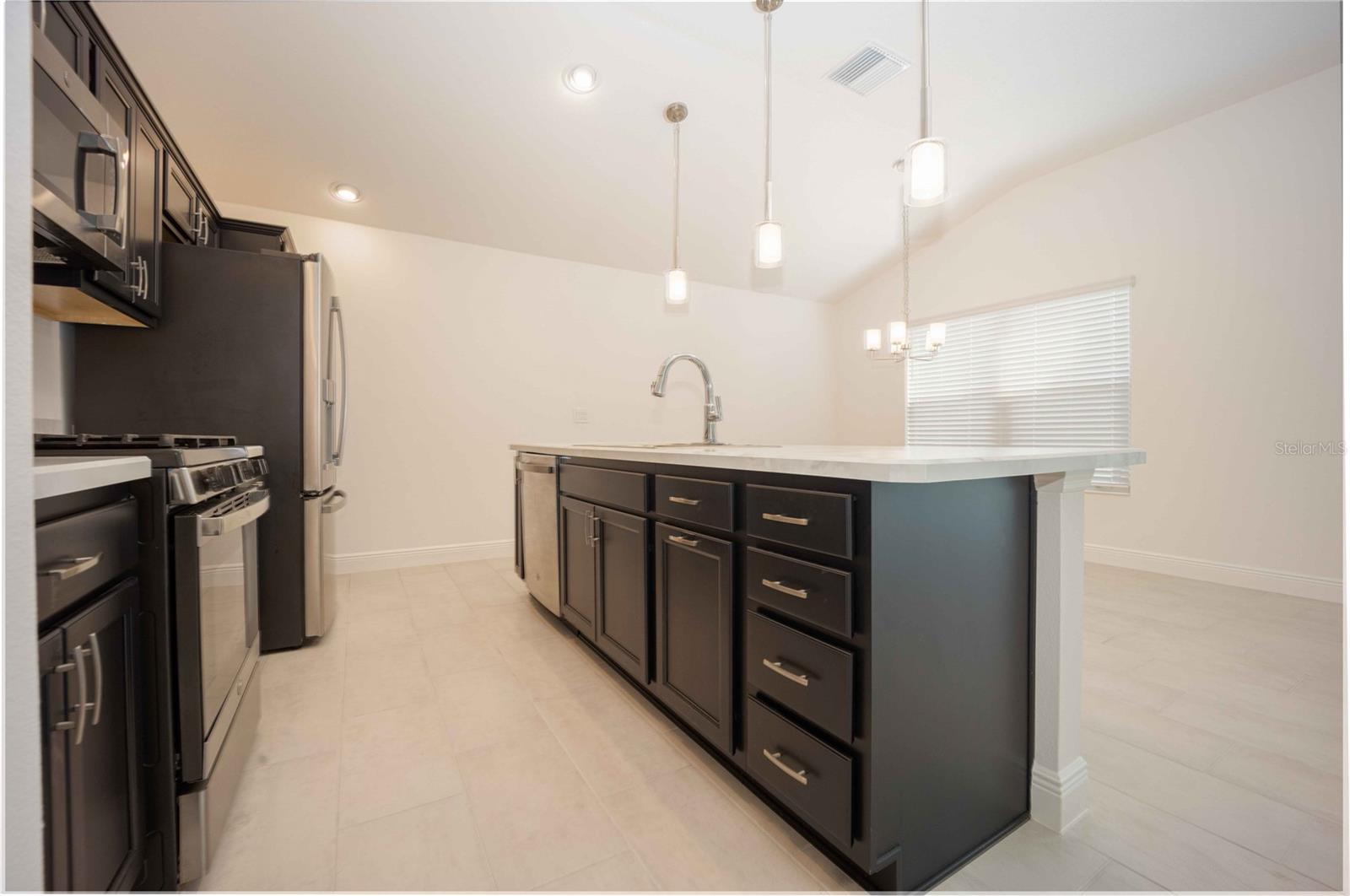 Image 7 of 16 For 858 Bowden Road