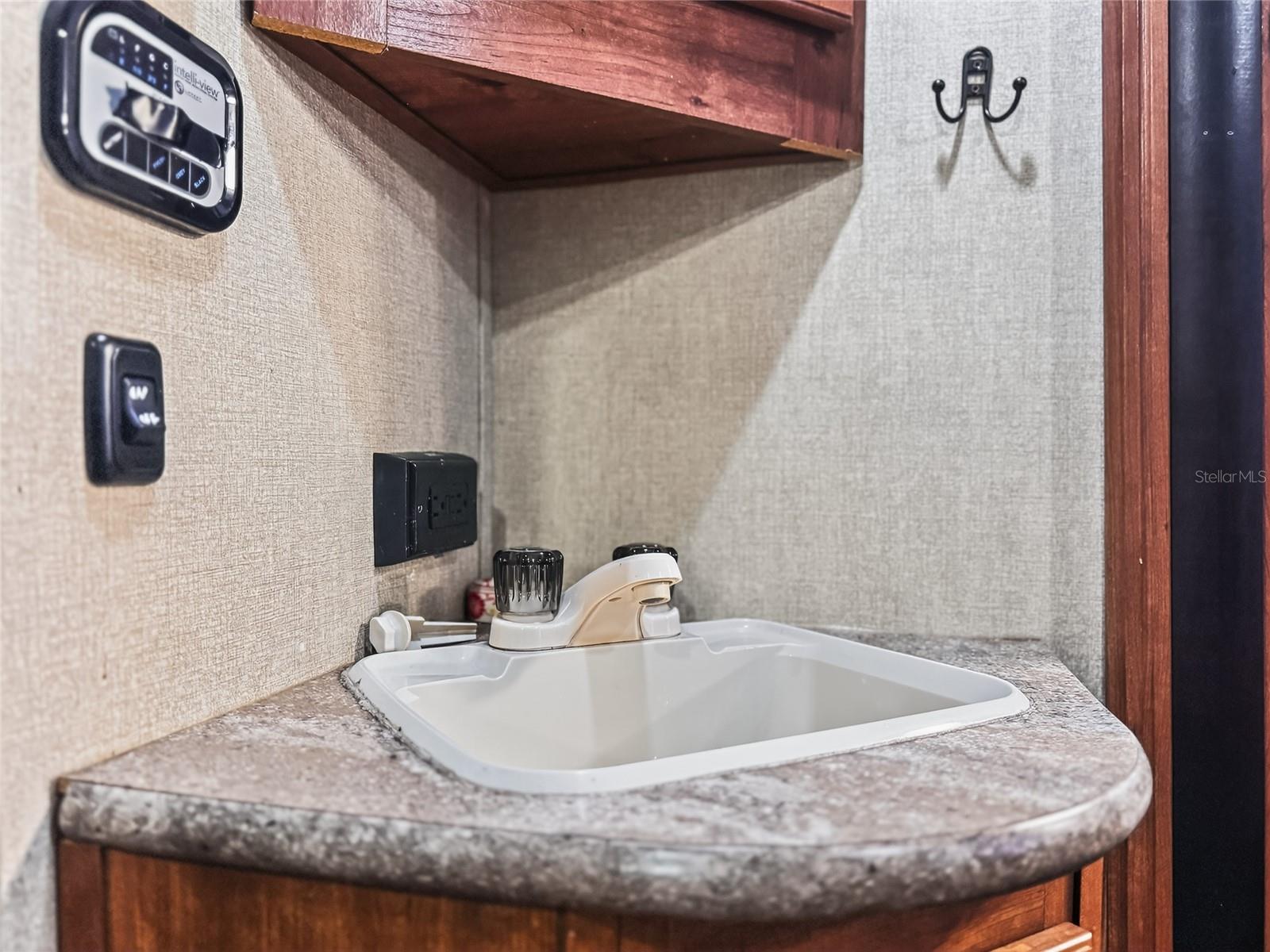 Image 13 of 20 For 25184 143rd